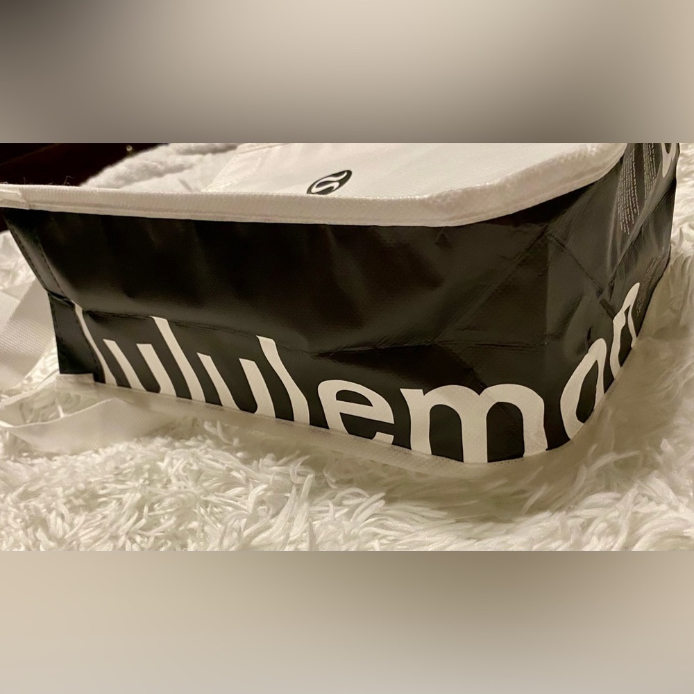 Lululemon Tote Bag $5 w/ Any Purchase
